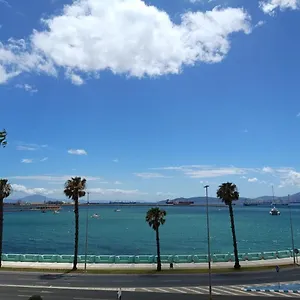 Vistas A 3 Paises Y 2 Continentes 1º Linea De Playa A 5 Minutos De Gibraltar La Línea de la Concepción